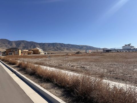 Tiny photo for 1448 E JASMINE ST S #307, Eagle Mountain, UT 84005 (MLS # 2129606)