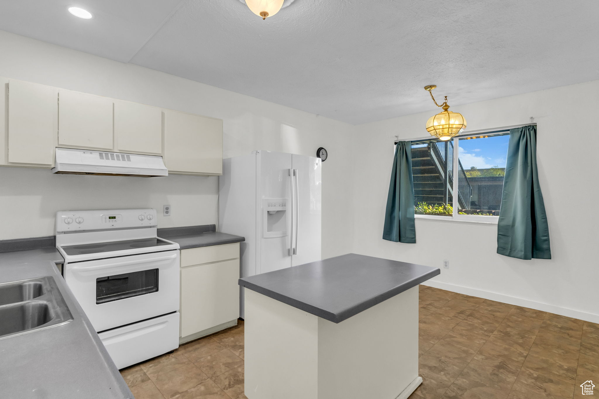 WESTGLEN VILLAGE - Residential