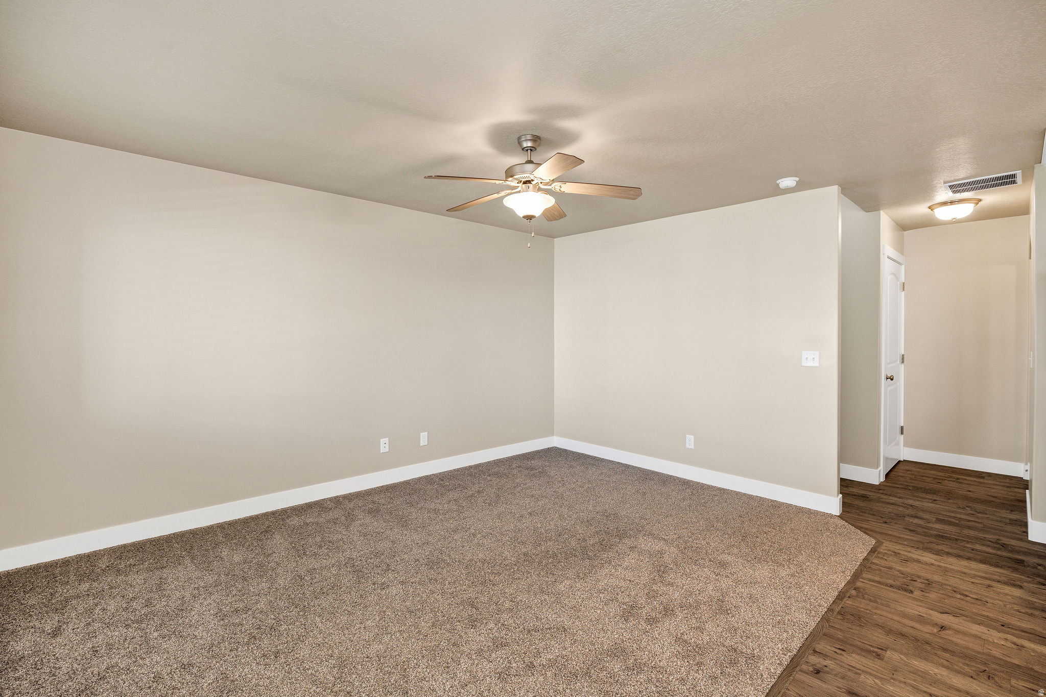 GREEN CANYON - Residential