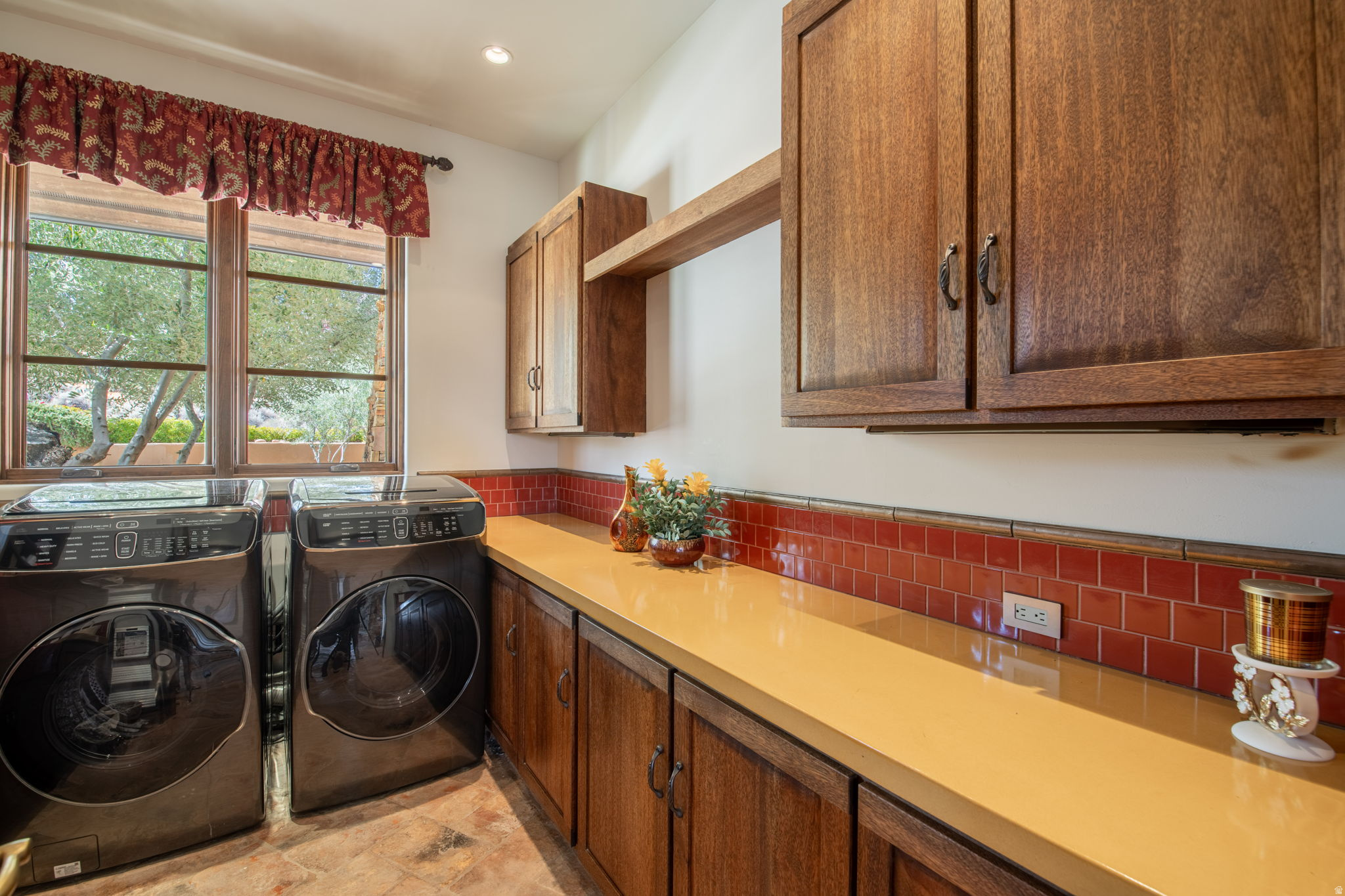 NORTHBRIDGE ESTATES PH 2 - Residential