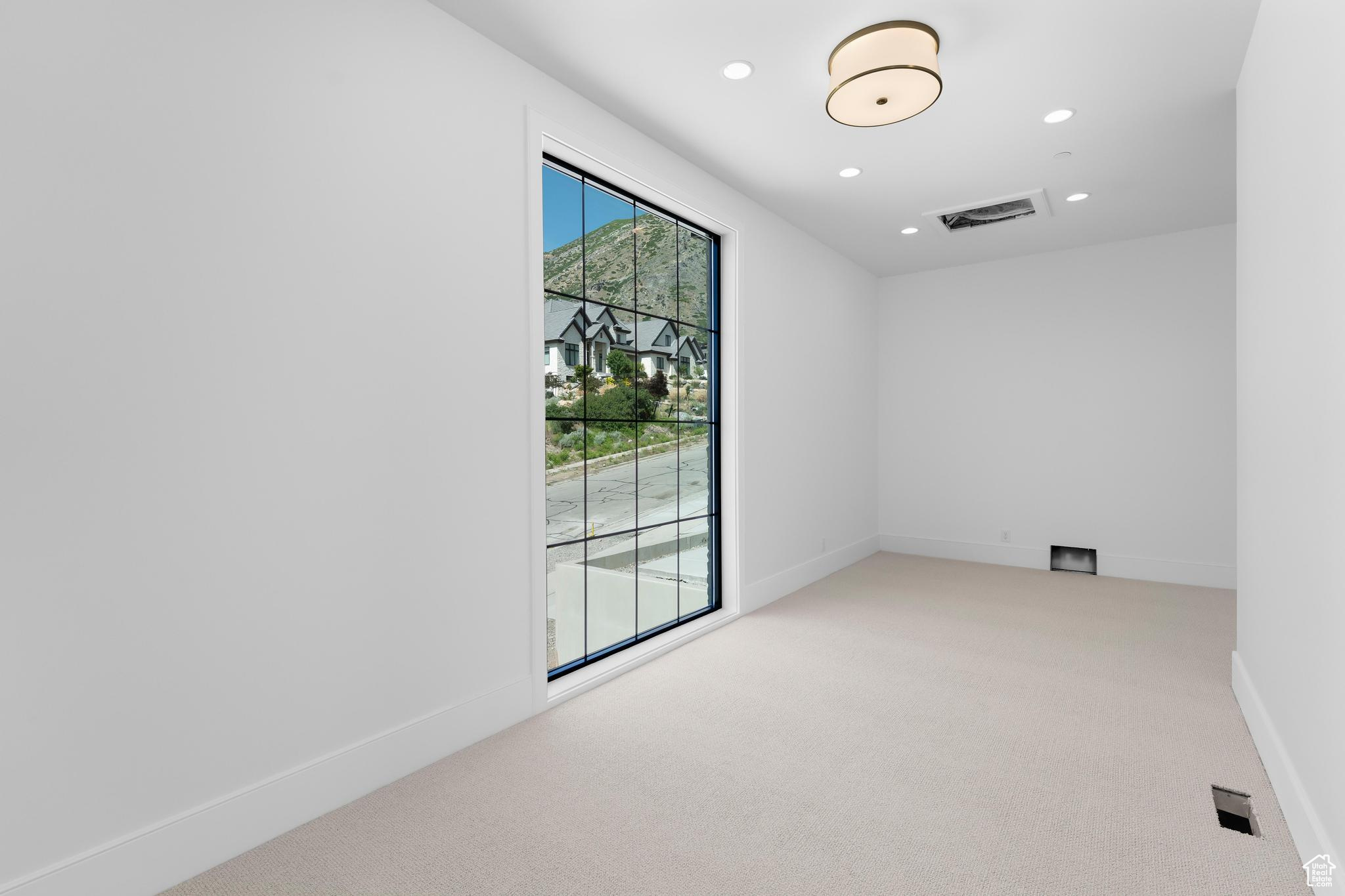 BOX ELDER - Residential