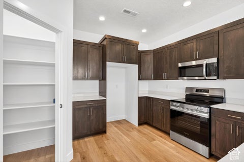 Tiny photo for 316 N 3210 W, Hurricane, UT 84737 (MLS # 2192356)