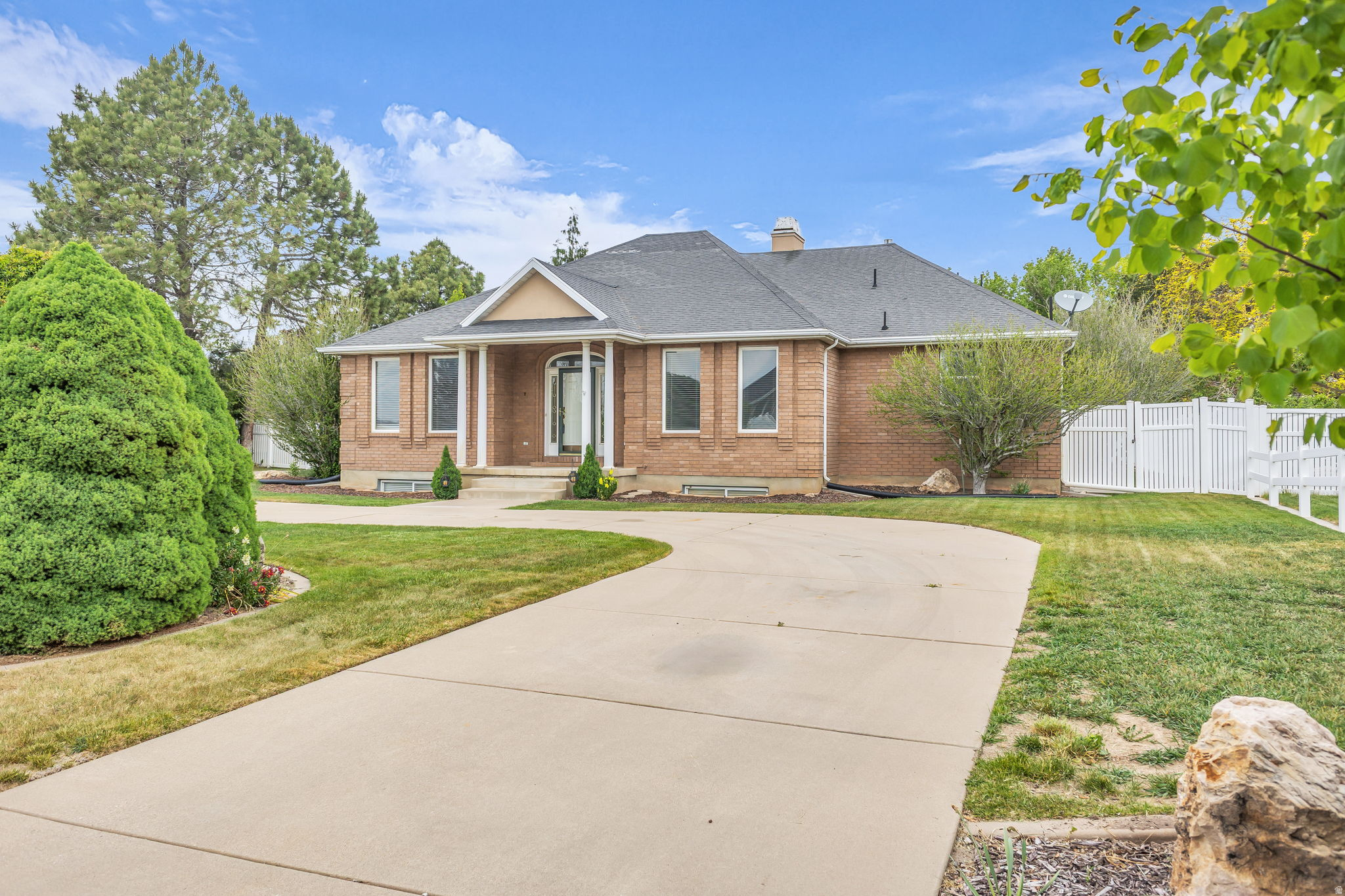COUNTRY WEST - Residential