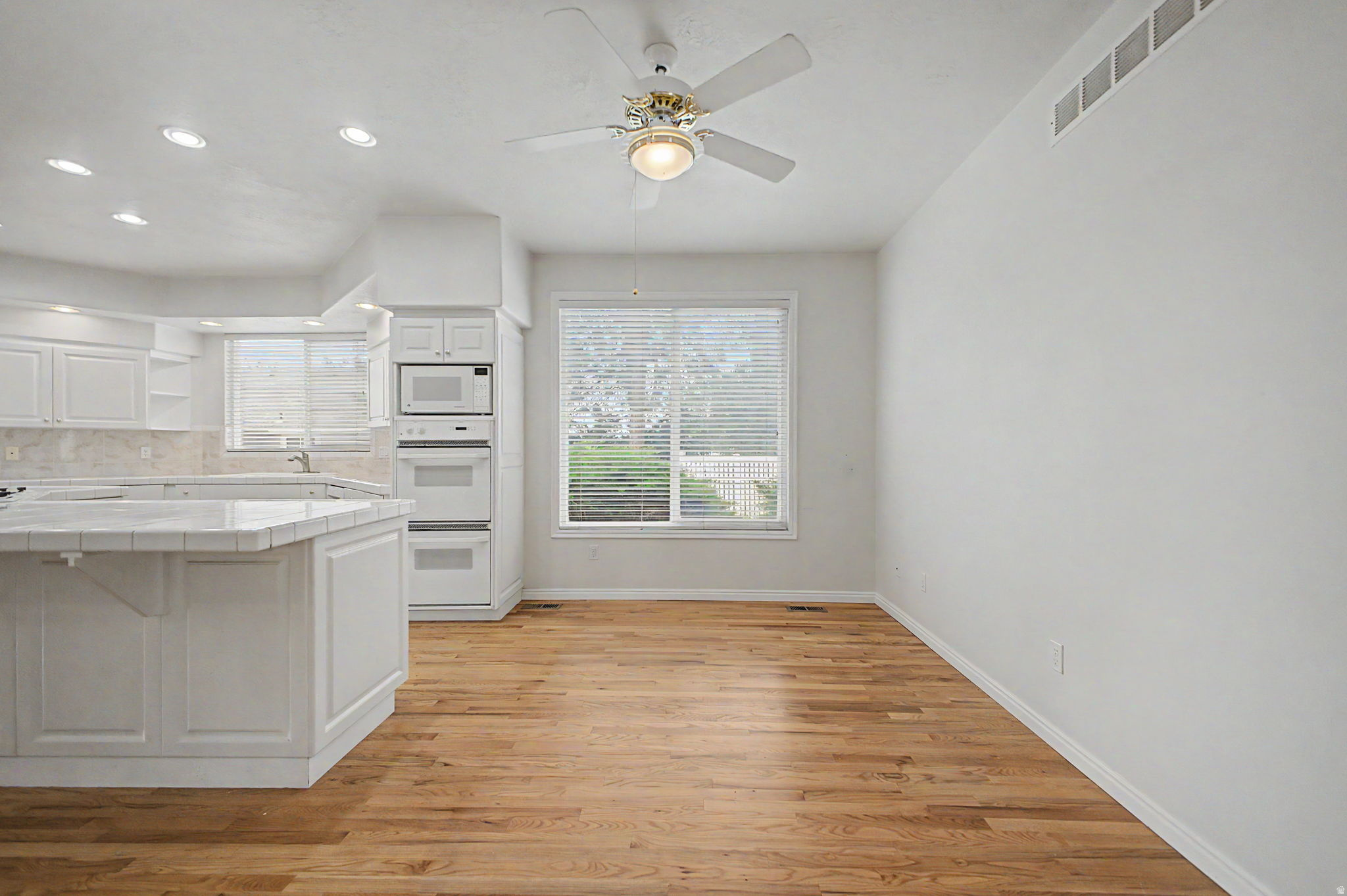 COUNTRY WEST - Residential