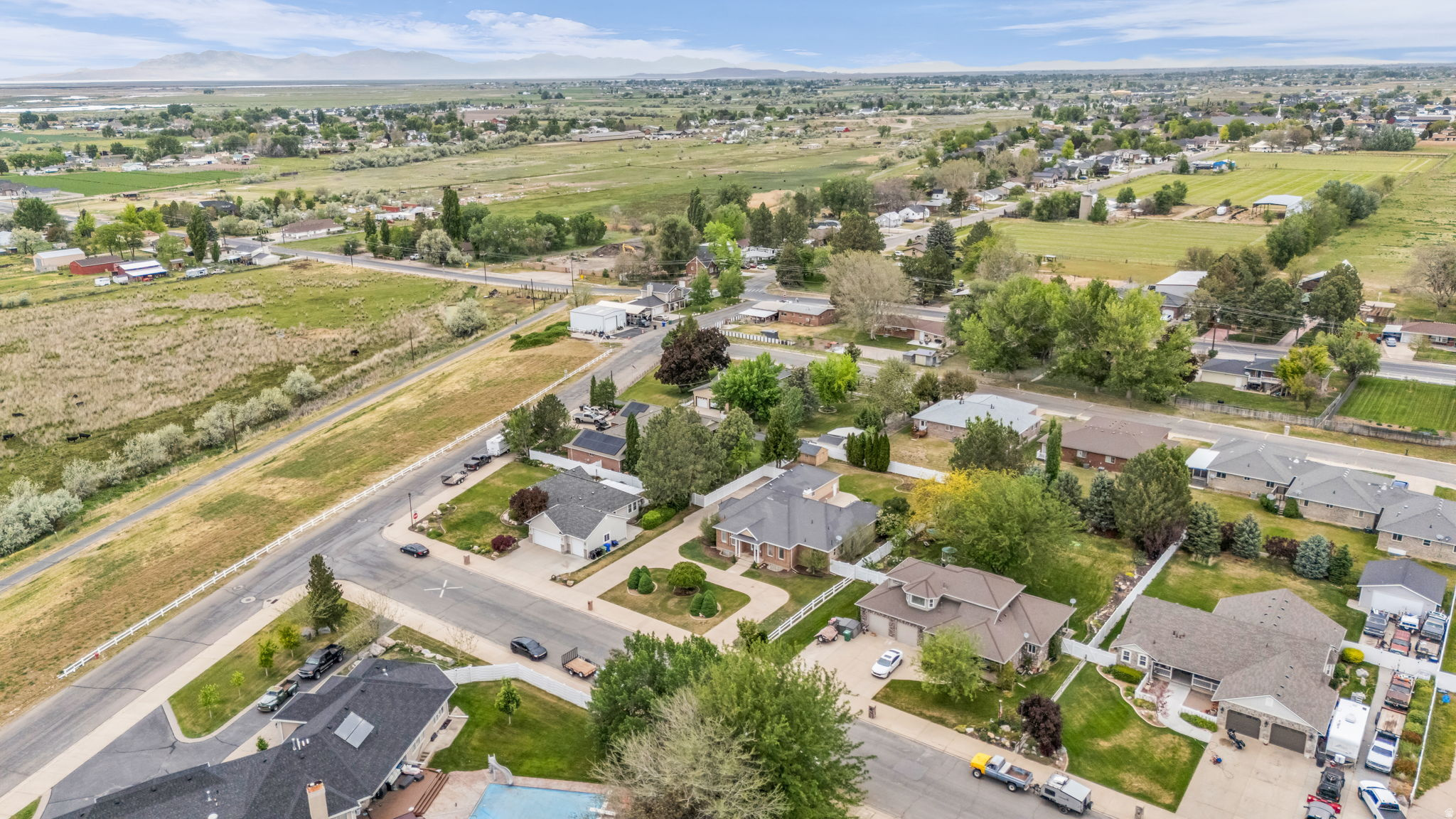 COUNTRY WEST - Residential