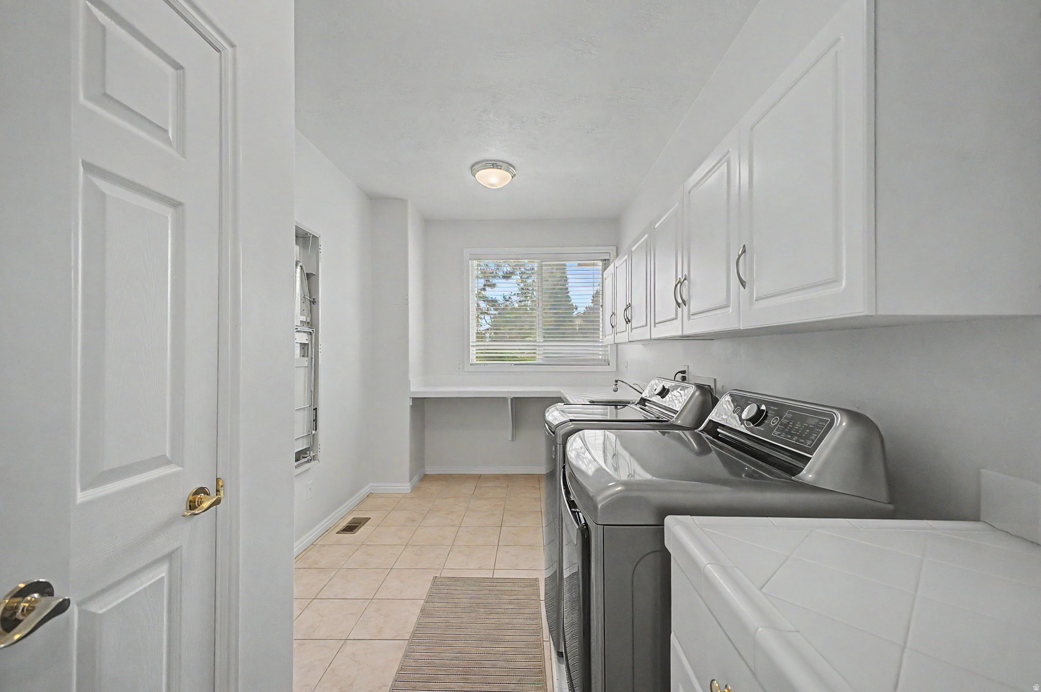 COUNTRY WEST - Residential