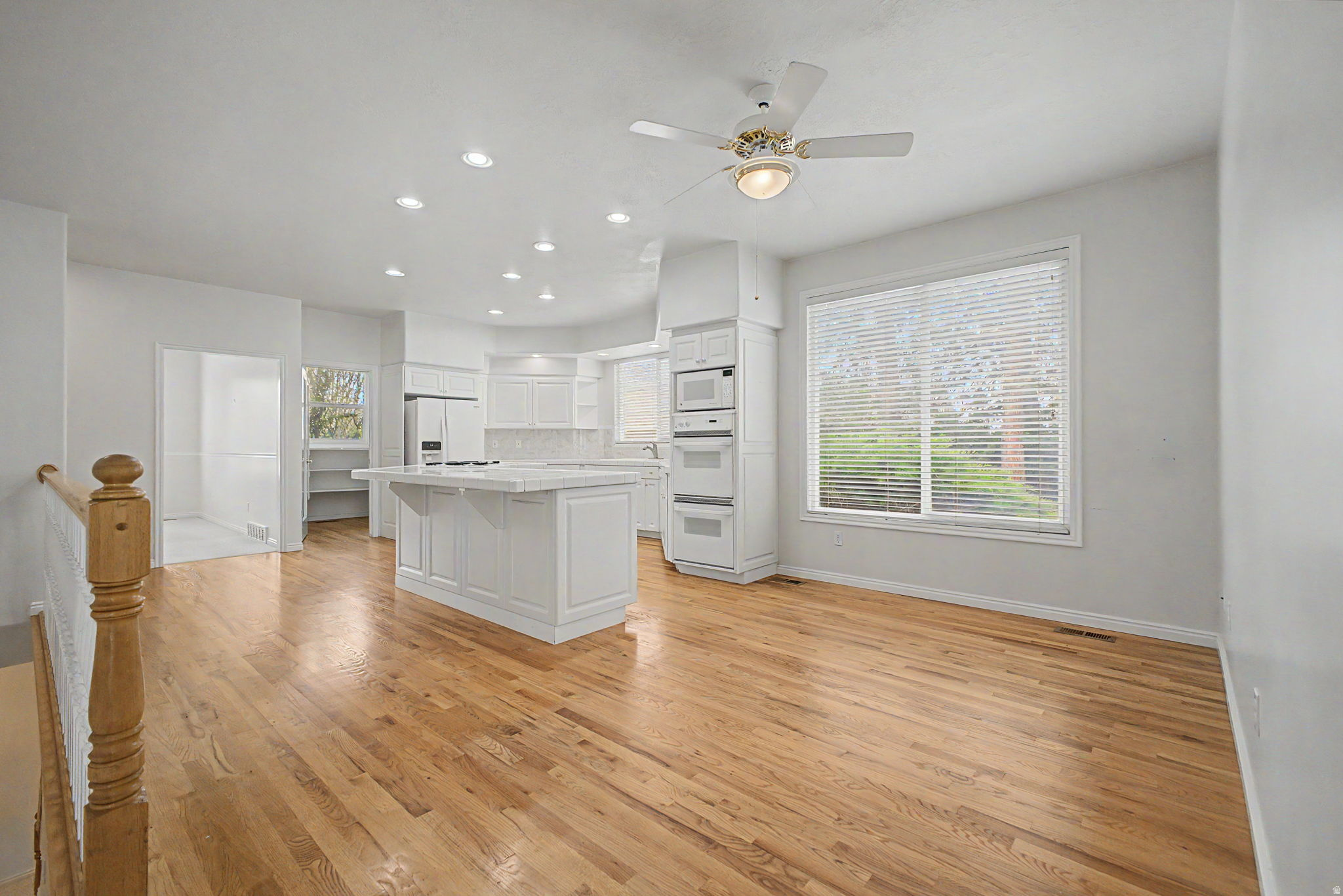 COUNTRY WEST - Residential