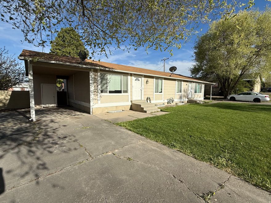 Fully remodeled duplex offering a prime investment opportunity! Each unit features updated kitchens, modern finishes, and refreshed bathrooms, providing turnkey appeal for both investors and owner-occupants. Strong rental potential with separate living spaces and functional layouts. Conveniently located near shopping, dining, and major commuter routes. Whether you're looking to house hack or expand your portfolio, this property delivers versatility, value, and long-term upside.