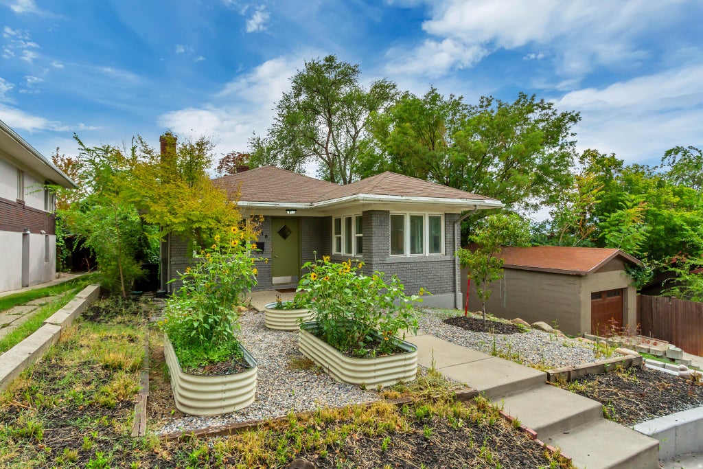 Photo of 1118 E 800 S, Salt Lake City, UT 84102 (MLS # 2185160)