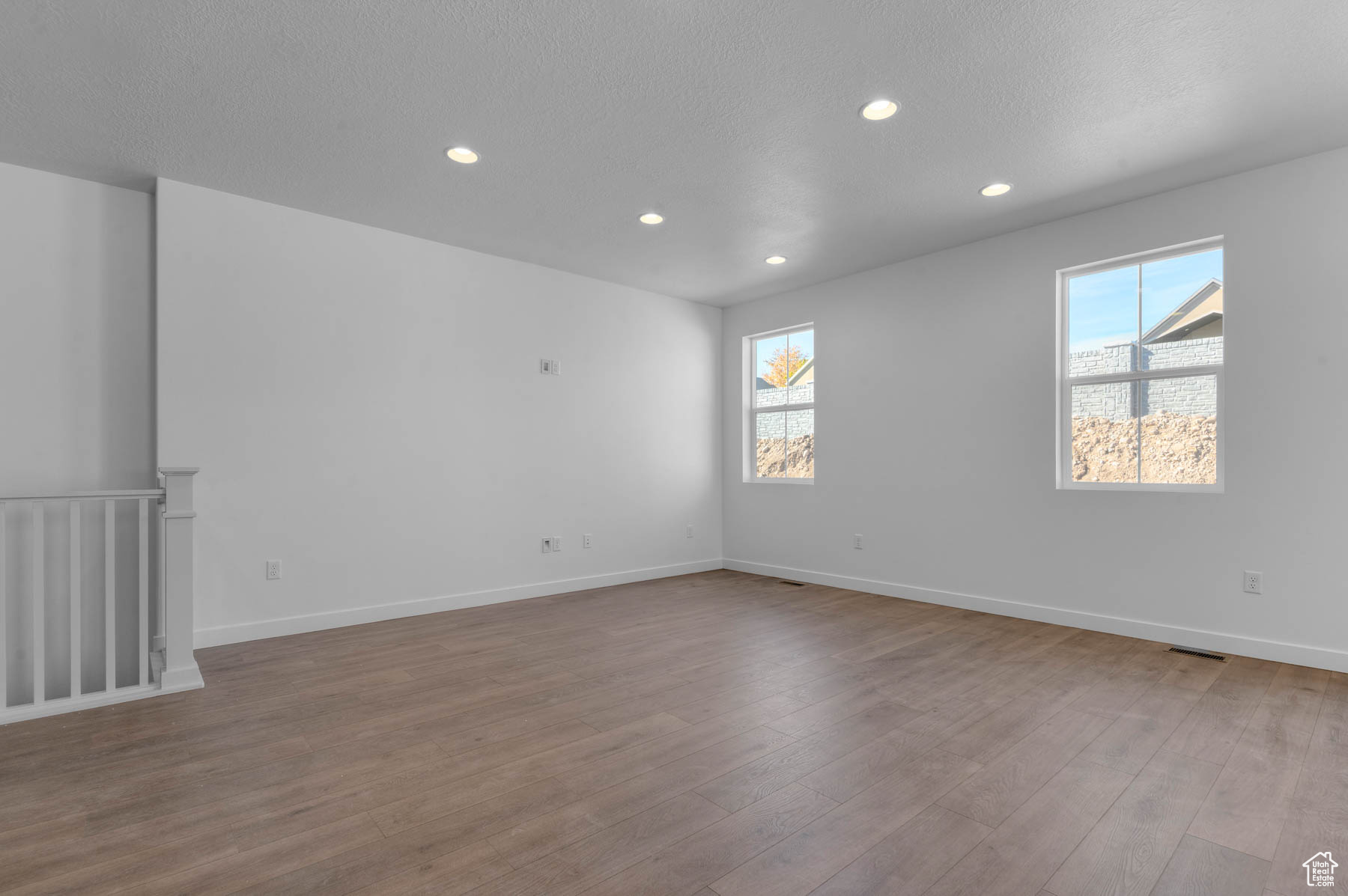 TANNER FLATS 31 - Residential