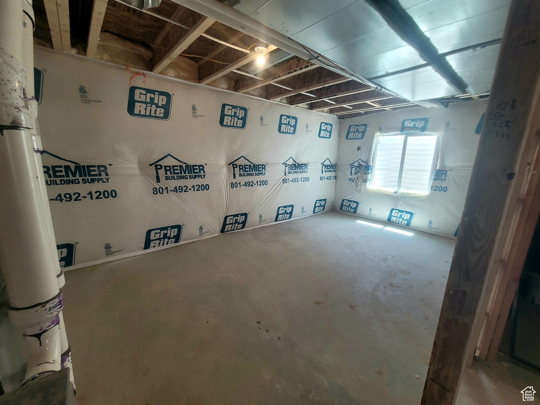 SHELLY ACRES - Residential