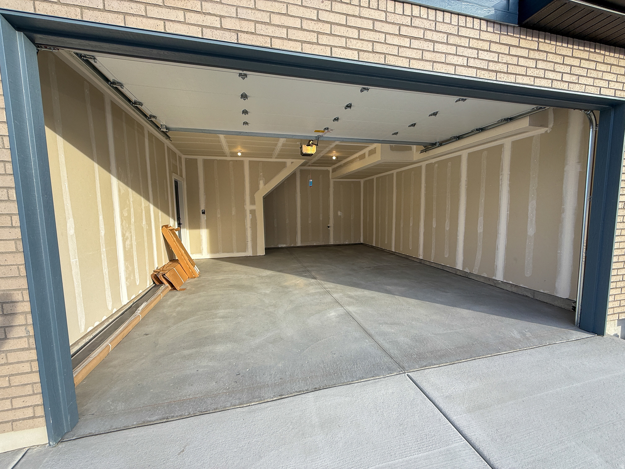 VILLAGES AT GREEN FARM - Residential