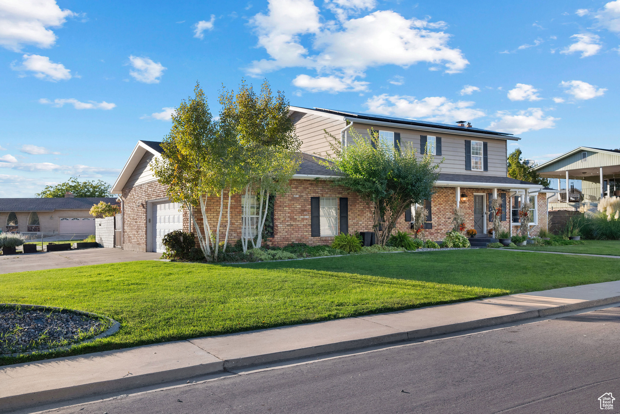 CASCADE ACRES - Residential