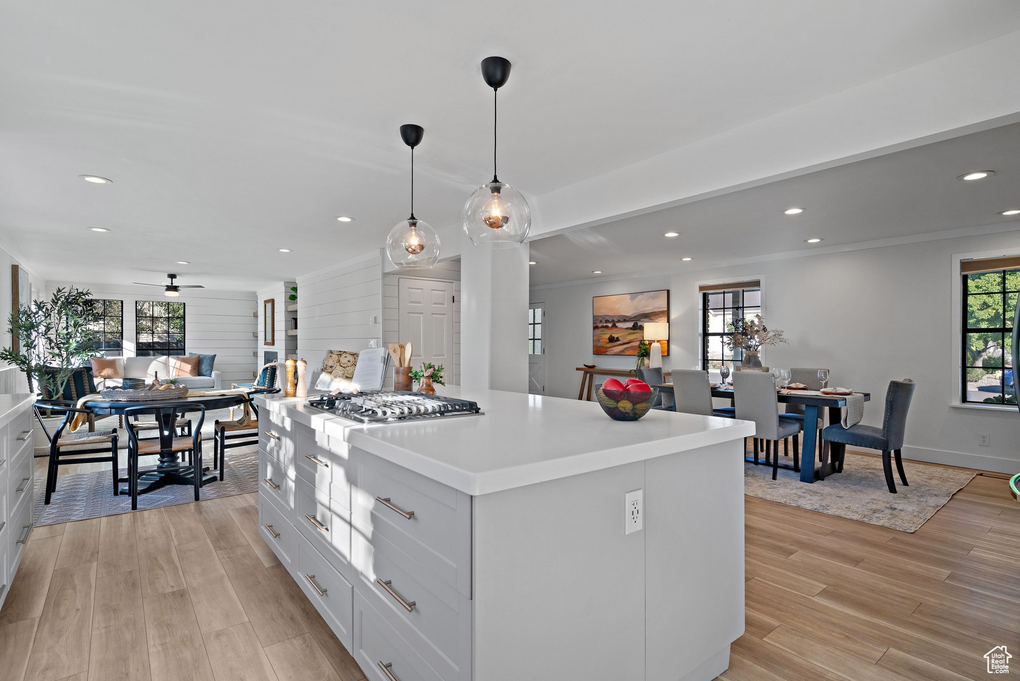 CASCADE ACRES - Residential