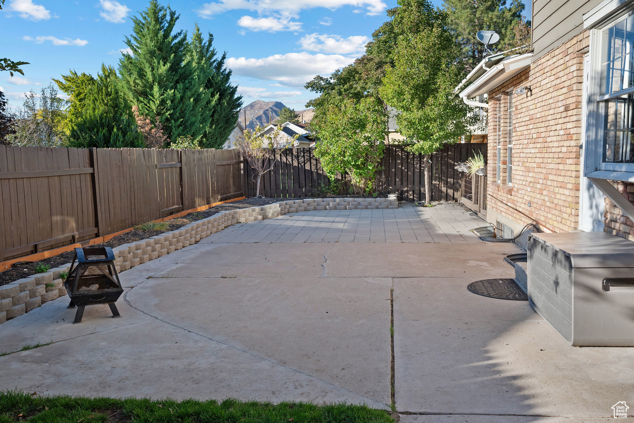 CASCADE ACRES - Residential