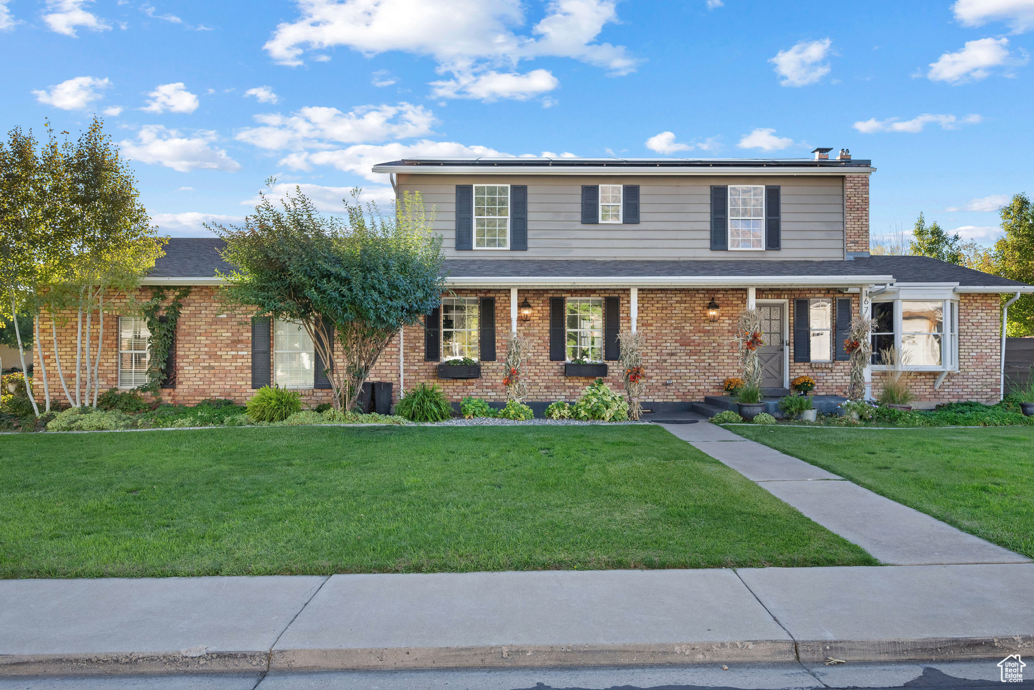 CASCADE ACRES - Residential