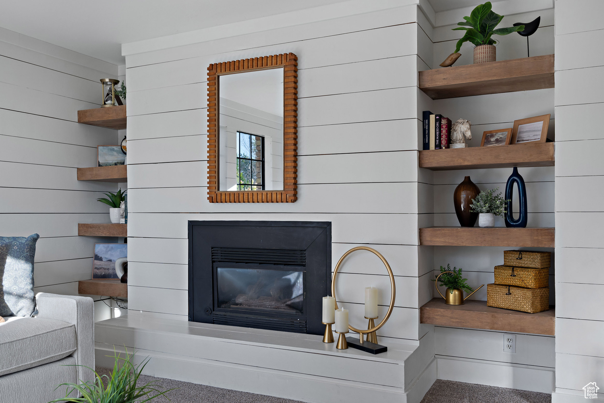 CASCADE ACRES - Residential