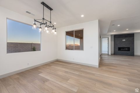 Tiny photo for 1579 HORIZON PKWY N #124, Washington, UT 84780 (MLS # 2115180)