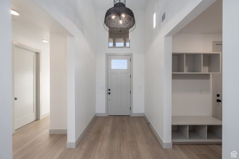 Tiny photo for 1579 HORIZON PKWY N #124, Washington, UT 84780 (MLS # 2115180)