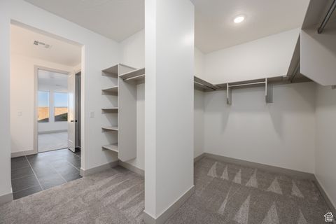 Tiny photo for 1579 HORIZON PKWY N #124, Washington, UT 84780 (MLS # 2115180)