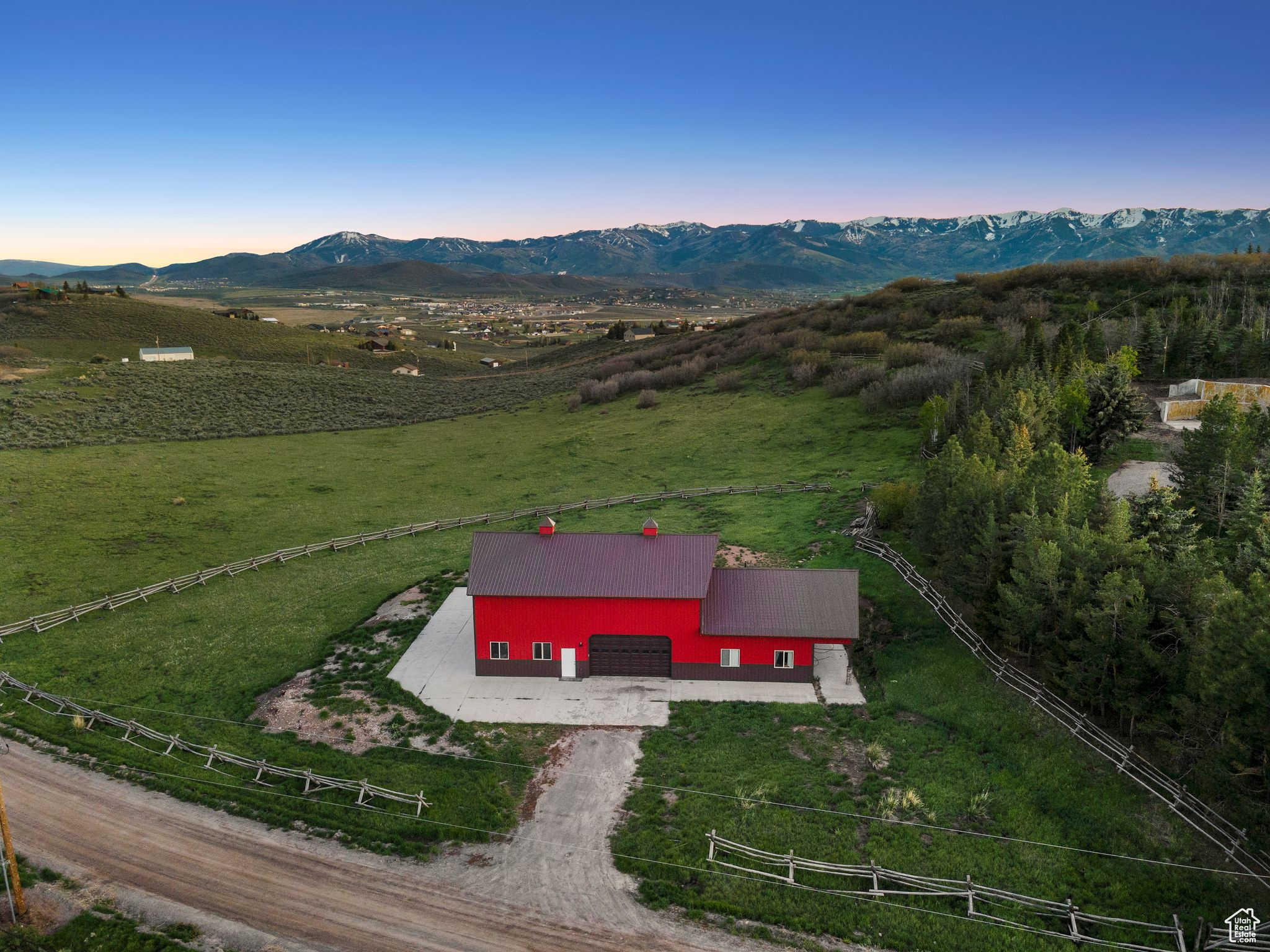 SILVER CREEK ESTATES - Residential