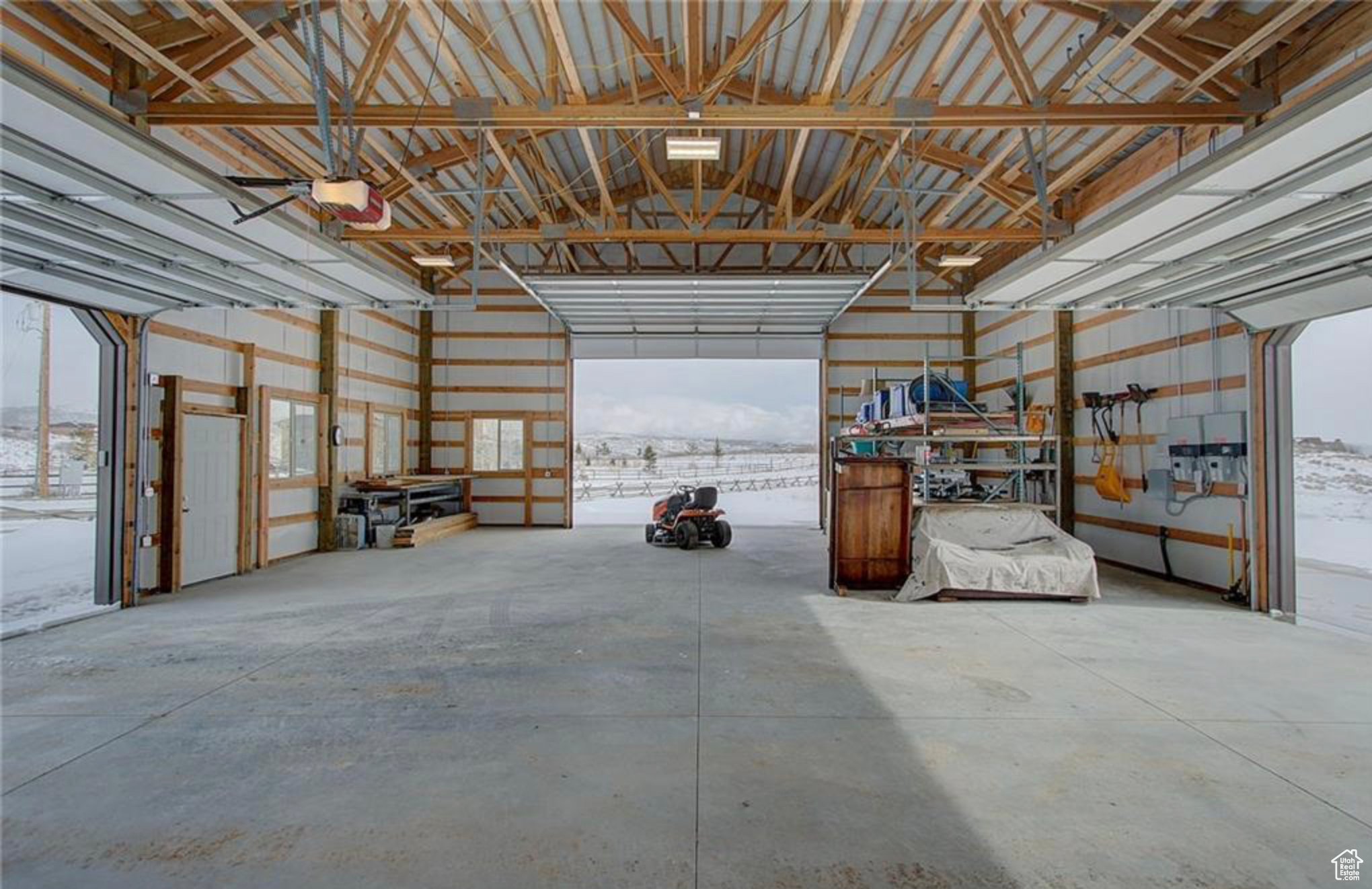 SILVER CREEK ESTATES - Residential