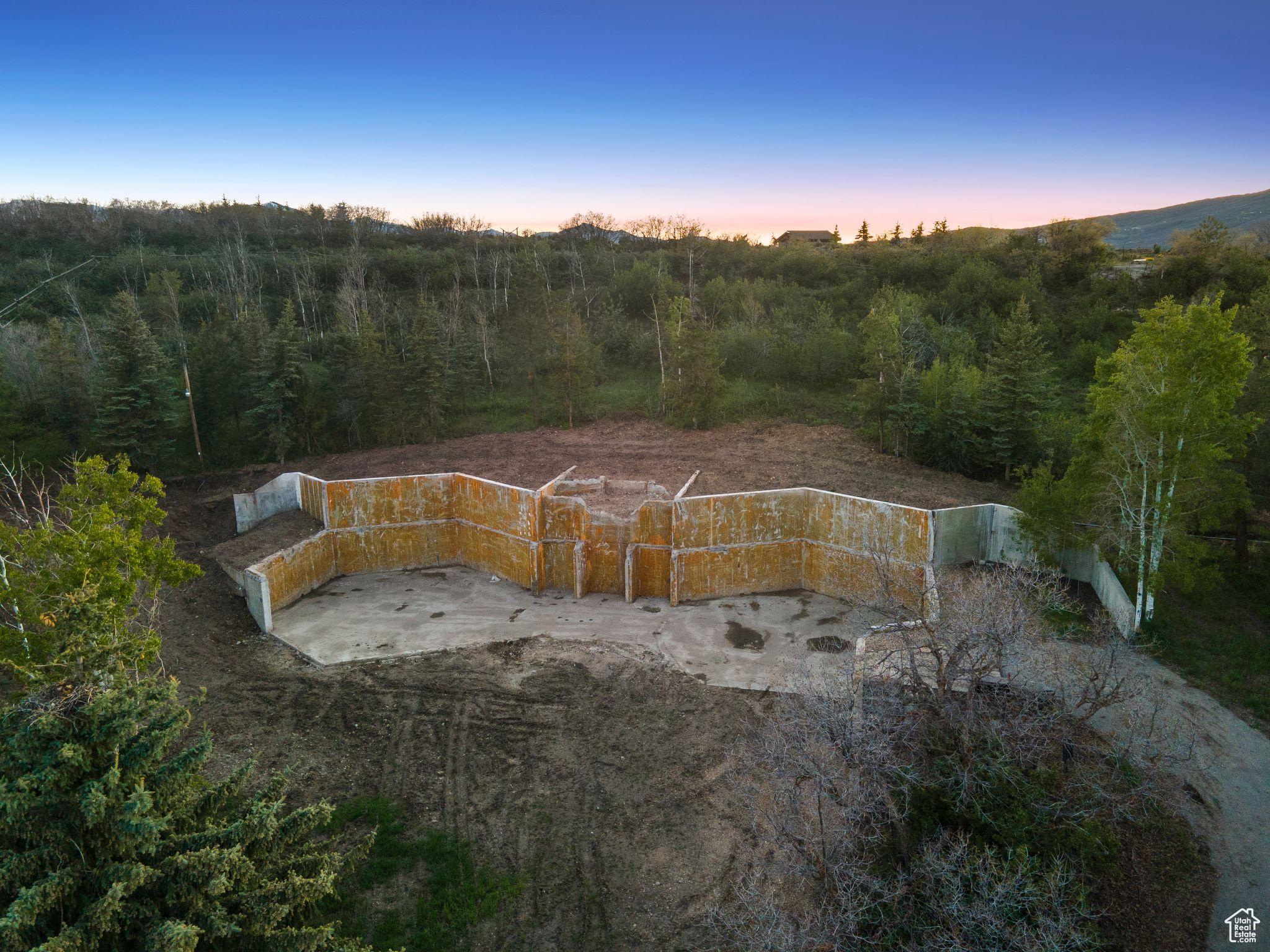 SILVER CREEK ESTATES - Residential