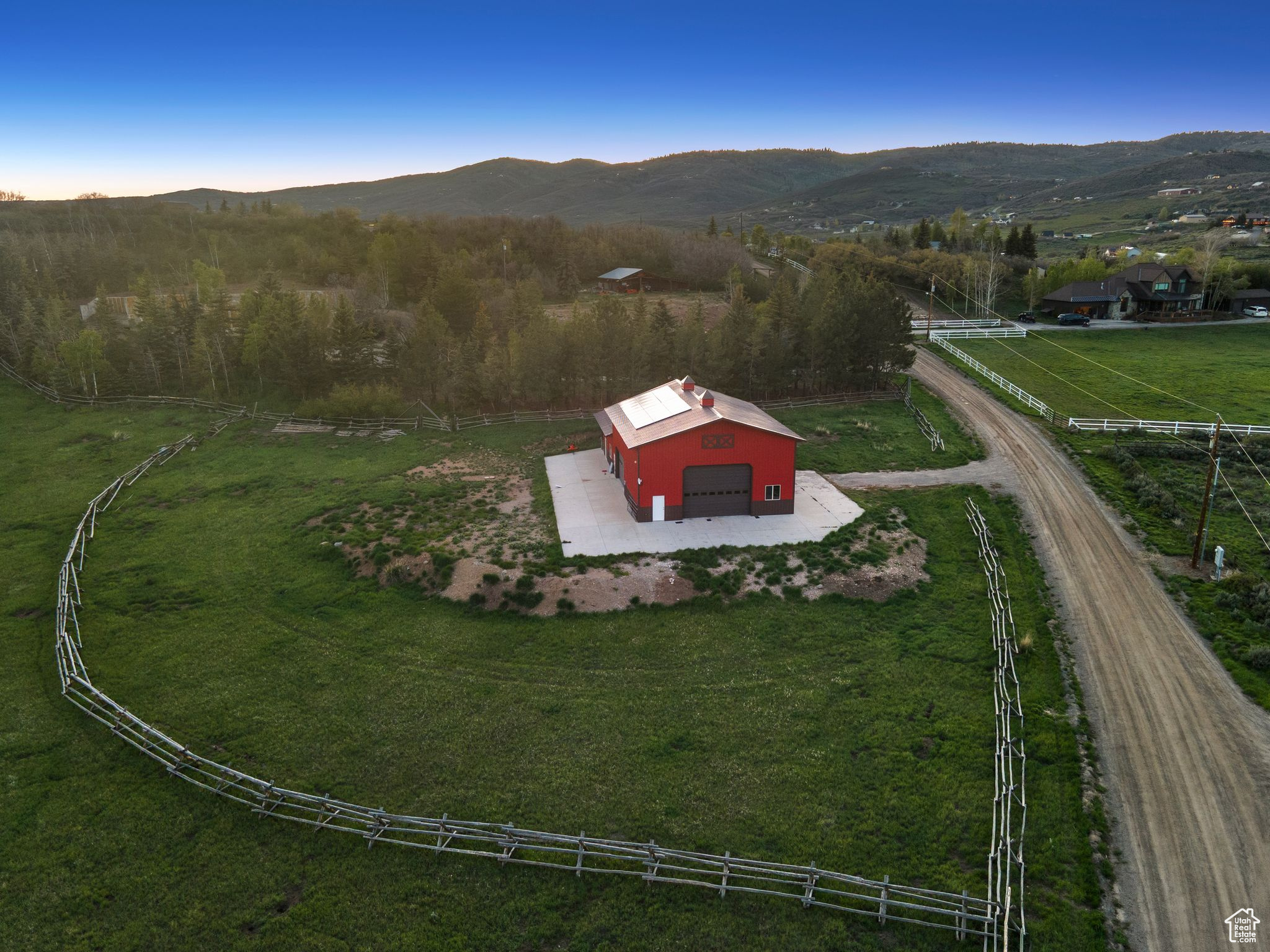 SILVER CREEK ESTATES - Residential