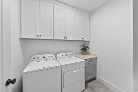 Tiny photo for 1390 E ORCHARD RIDGE LN, Kaysville, UT 84037 (MLS # 2134327)