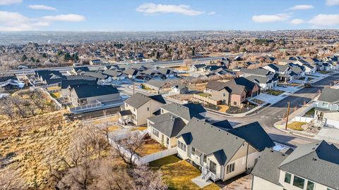 Tiny photo for 1390 E ORCHARD RIDGE LN, Kaysville, UT 84037 (MLS # 2134327)