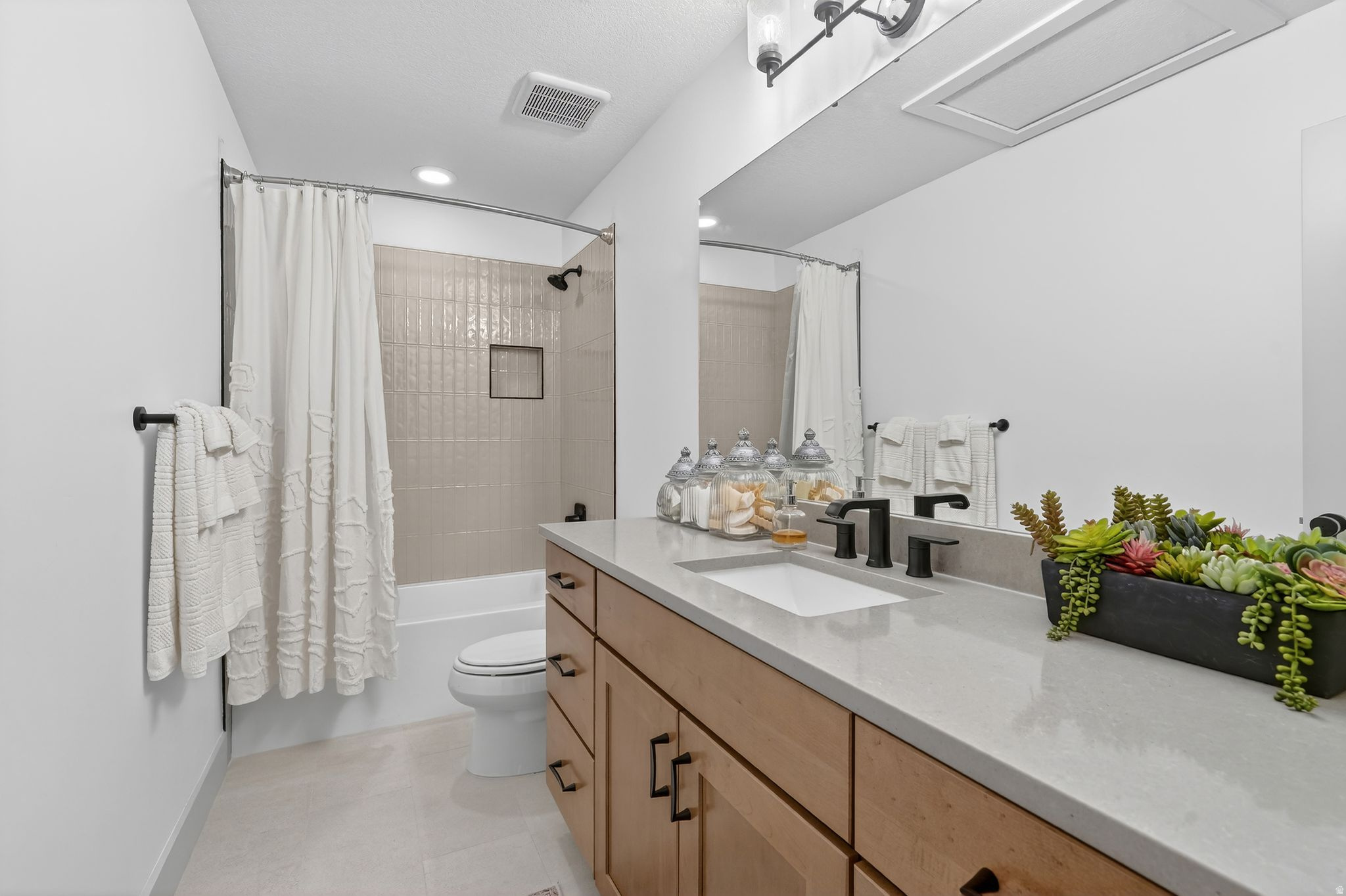 ORCHARD RIDGE - Residential