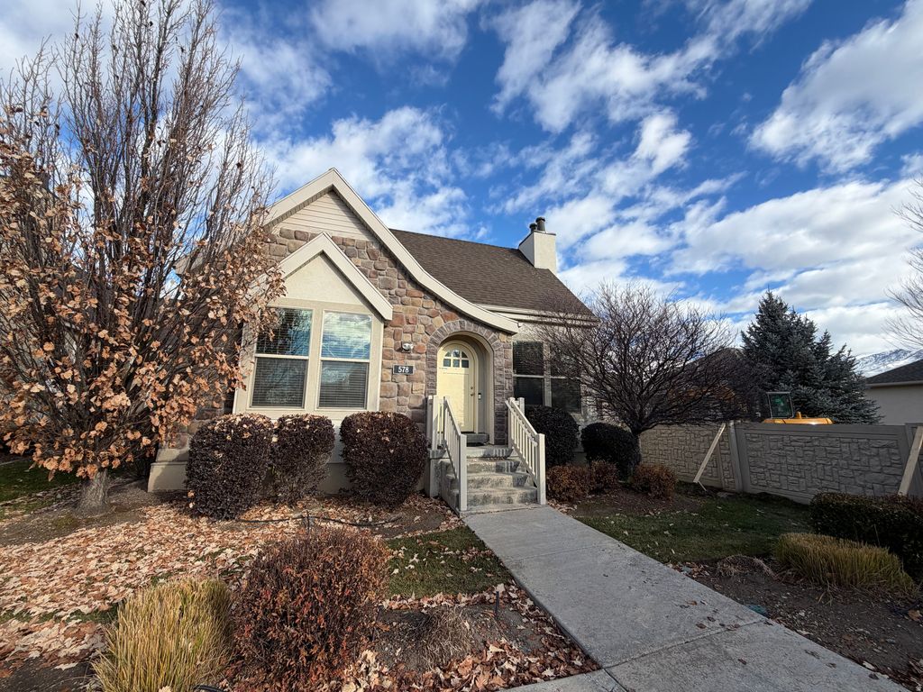 Photo of 587 E 3375 N, Lehi, UT 84043 (MLS # 2141678)