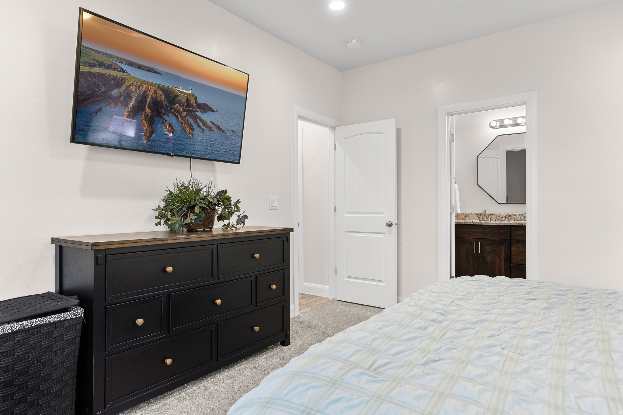 ZIONS GATE ESTATES PH 3 - Residential