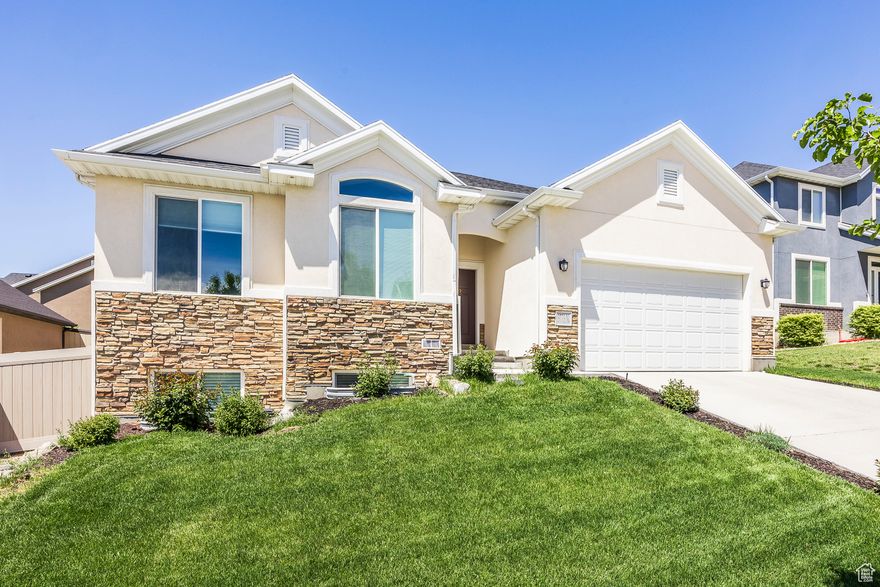 Immaculate home in "like new" condition with a fully finished basement. You will enjoy the open concept floor plan with main floor living- perfect for any age. Beautiful views of the mountains and near retail shopping, restaurants, and top rated schools- such as Skyridge High School. Located conveniently near SR-92 and I-15- perfect for commuting to Provo or Salt Lake City. The backyard is relatively flat and can be enjoyed year round. Traverse Mountain has beautiful parks, swimming pool, clubhouse, and walking trails. Excellent value and priced to sell. Seller is willing to leave all appliances and furniture!