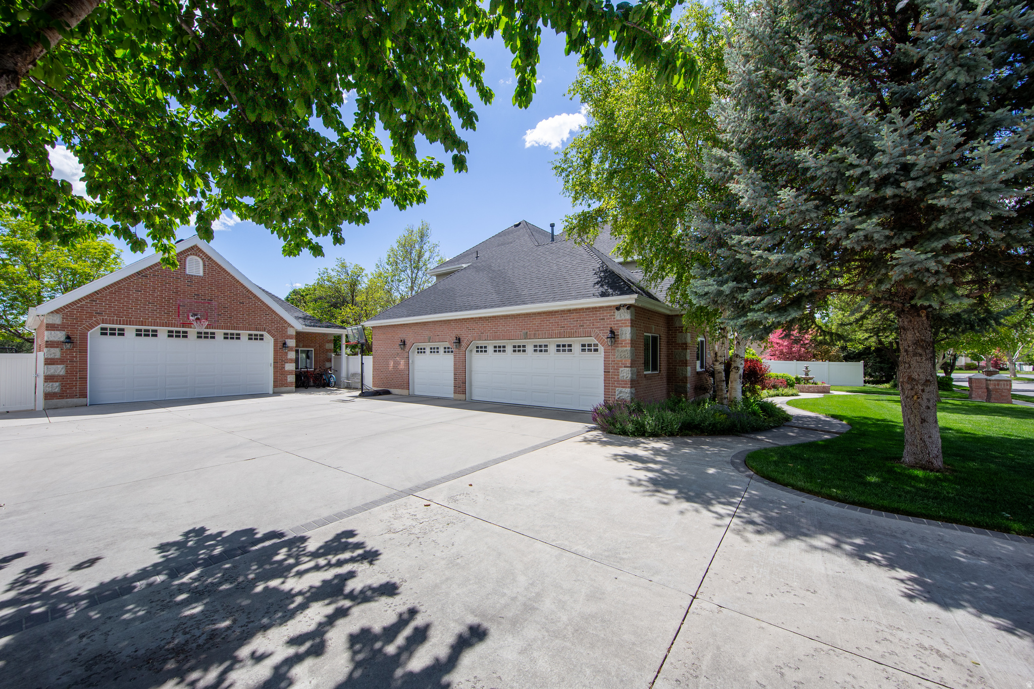 AVONMORE - Residential