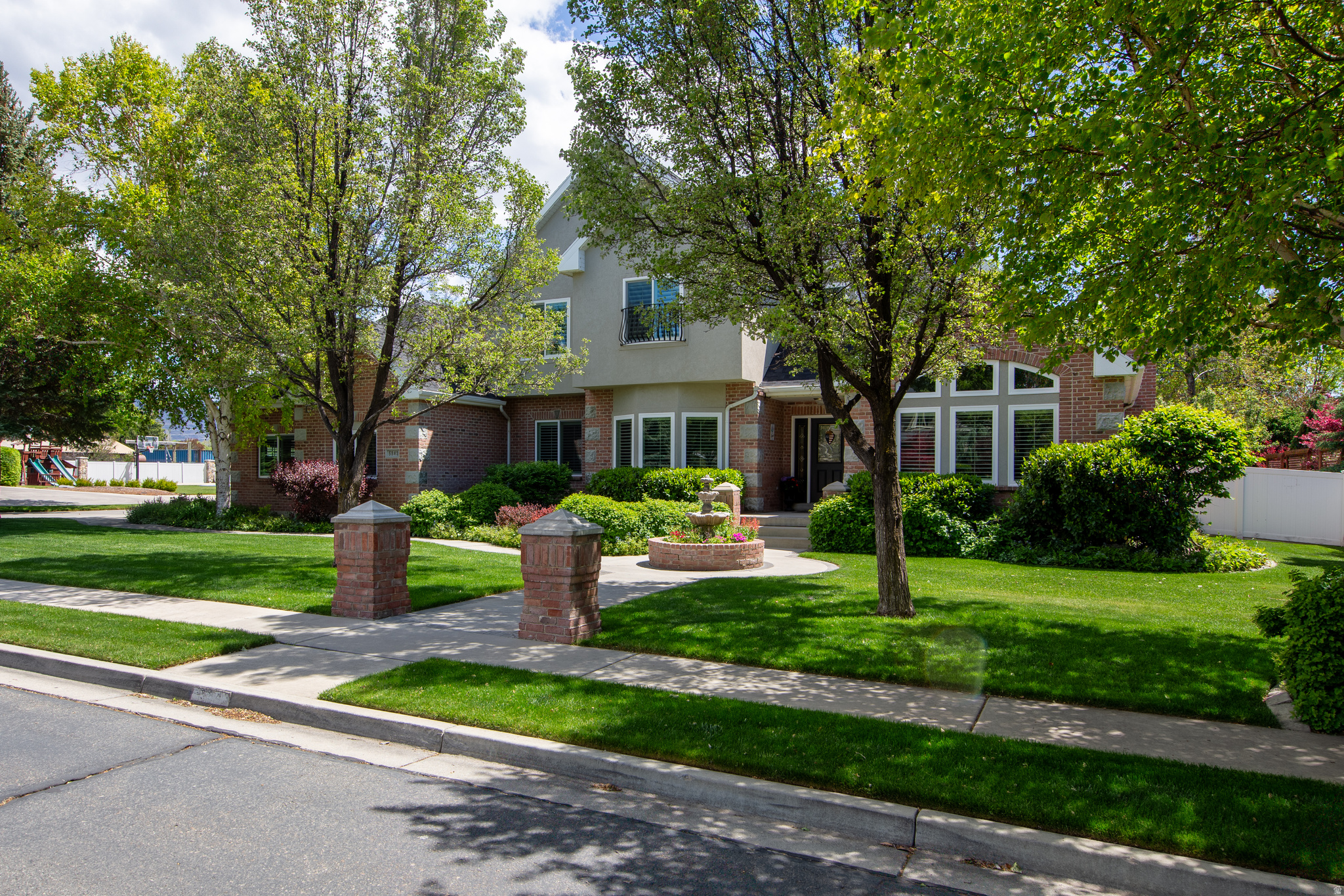 AVONMORE - Residential