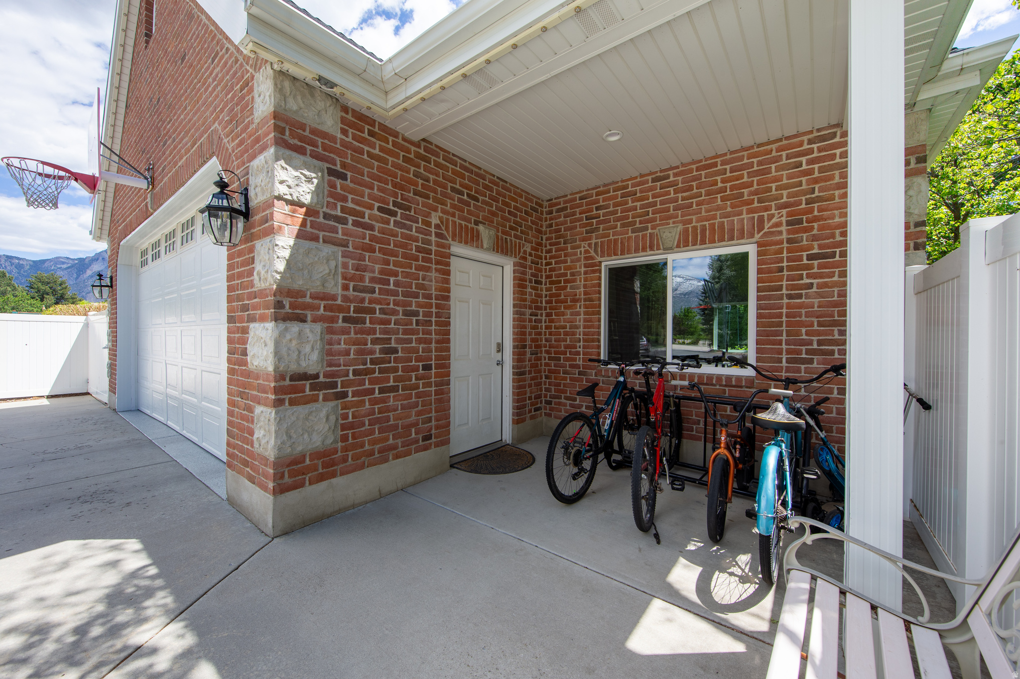 AVONMORE - Residential