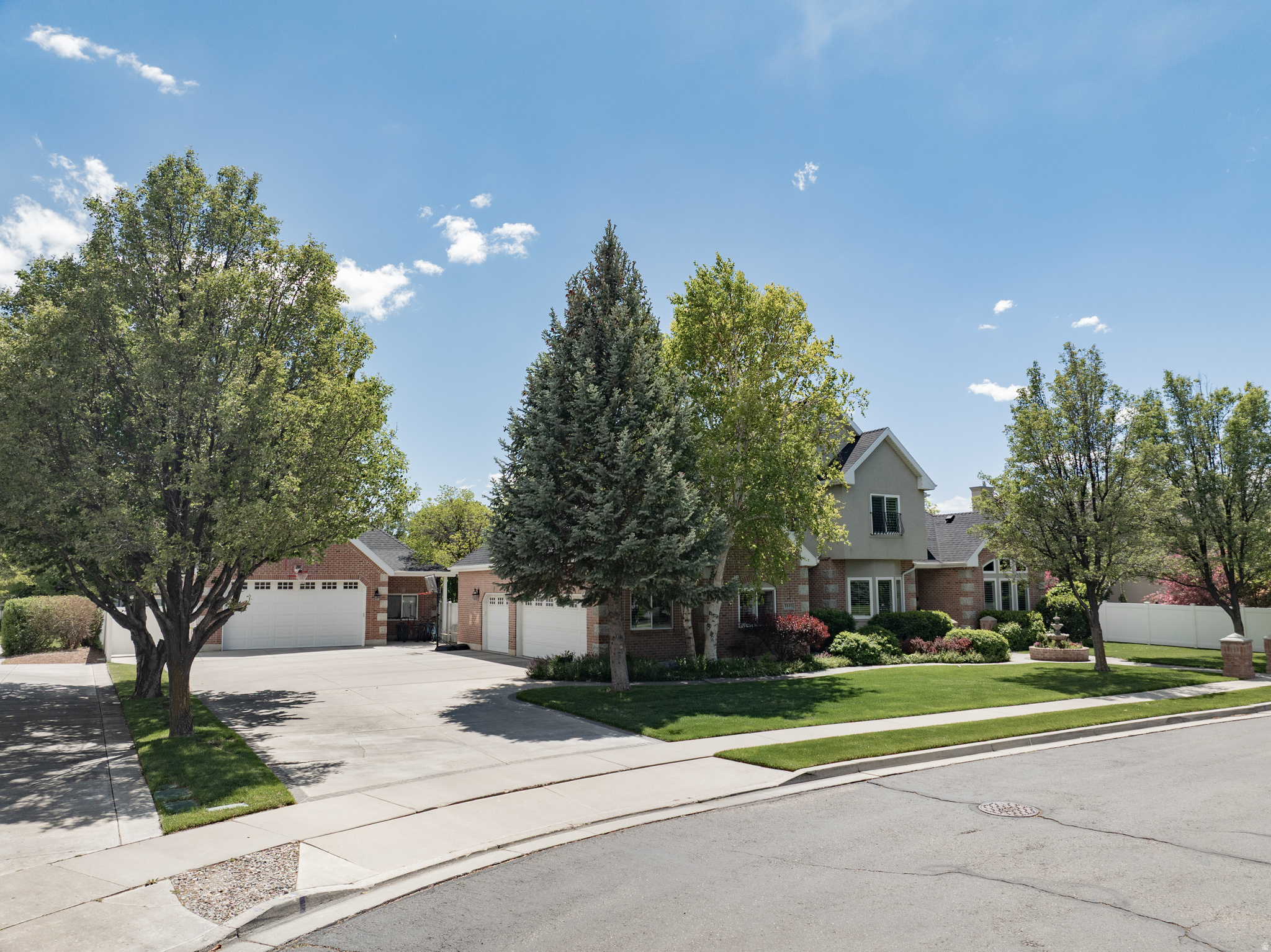 AVONMORE - Residential