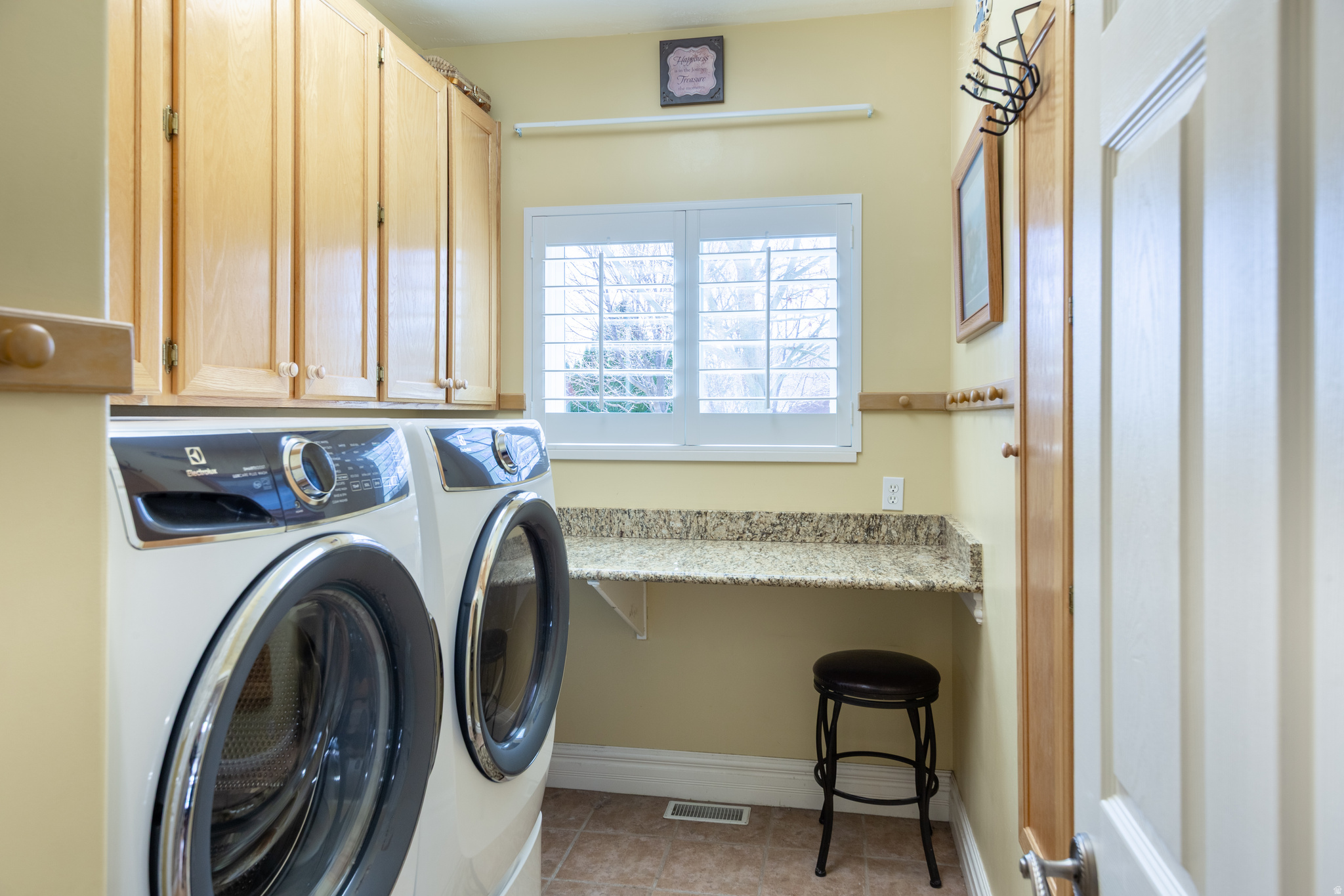 AVONMORE - Residential