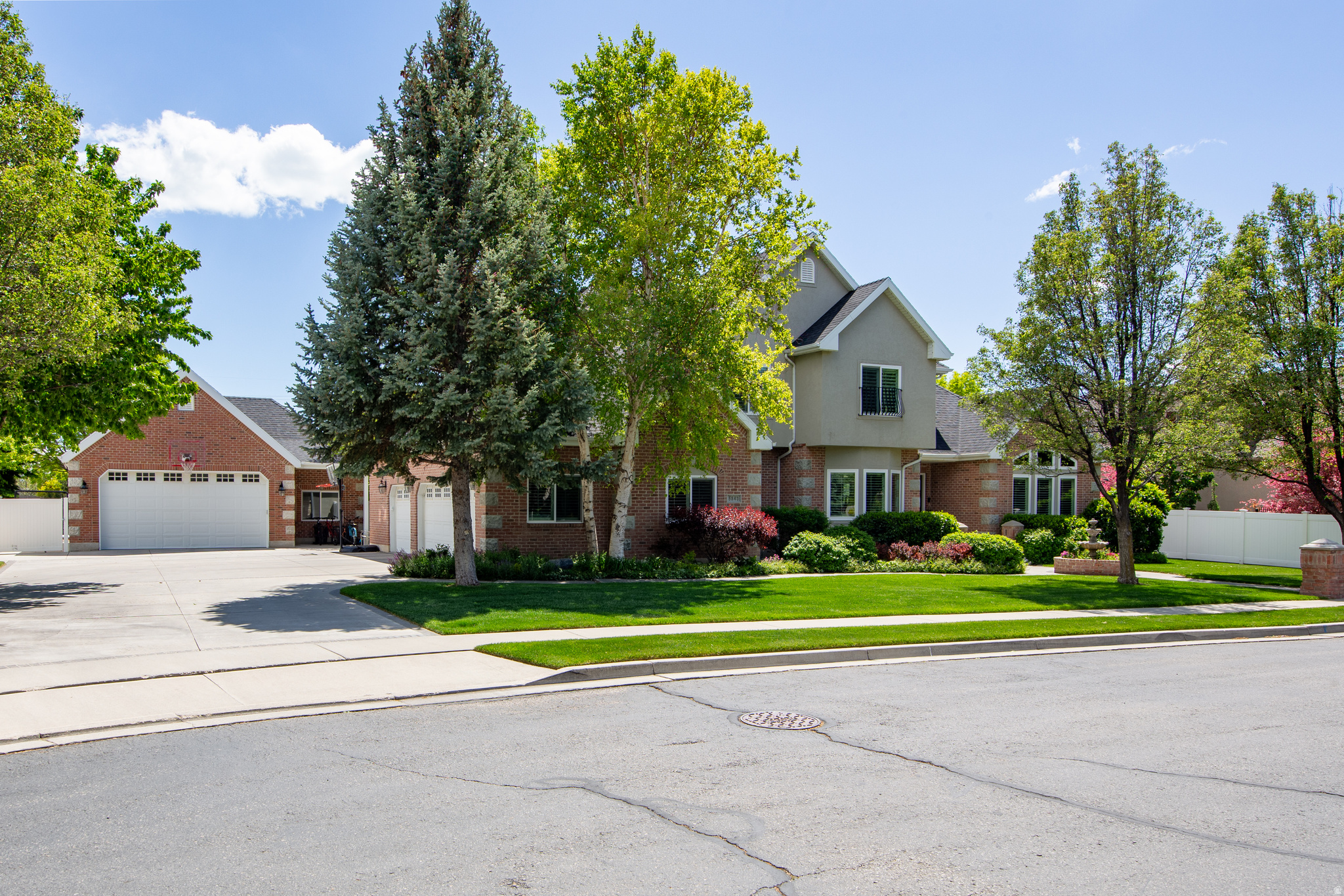 AVONMORE - Residential