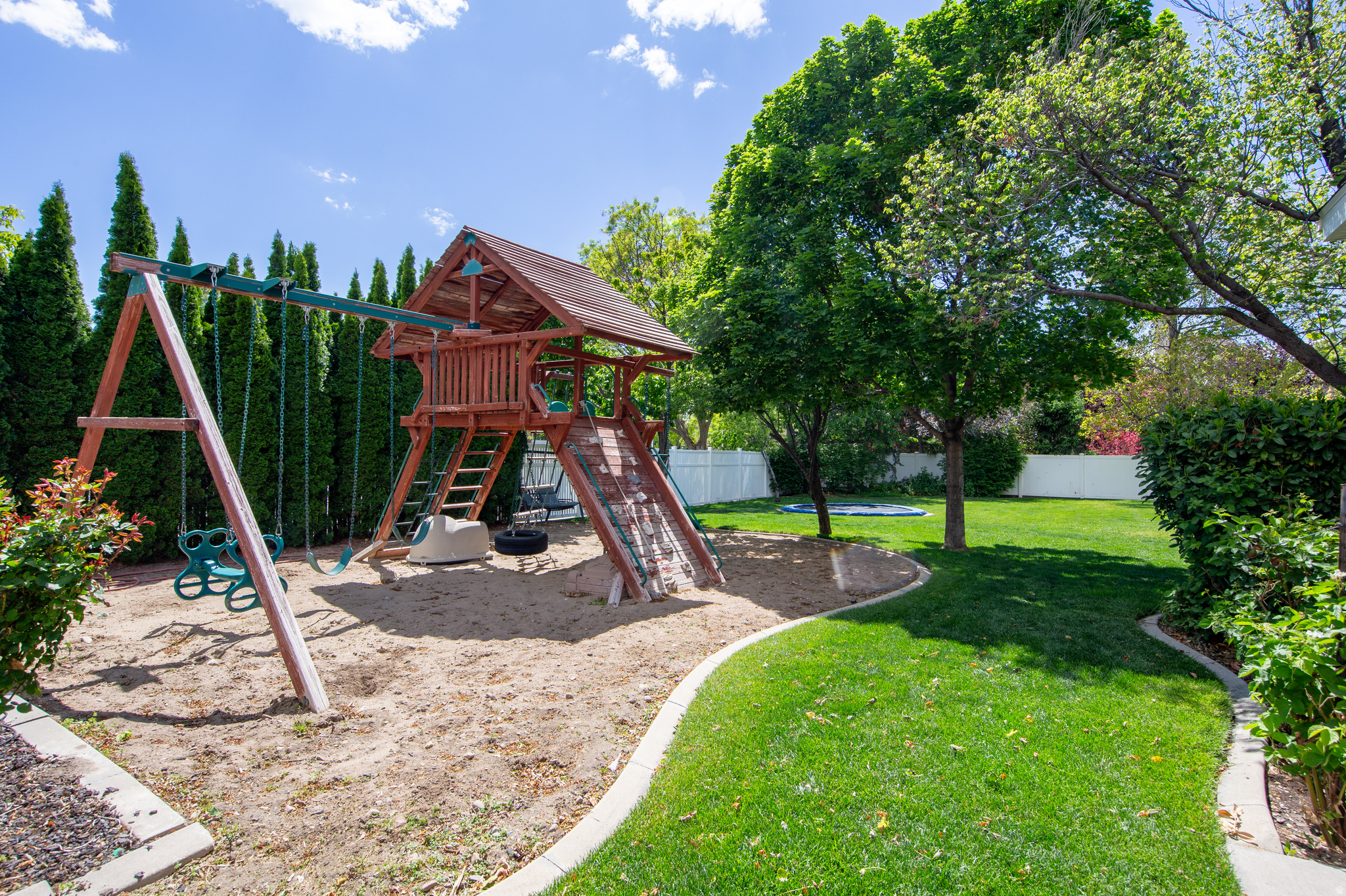 AVONMORE - Residential
