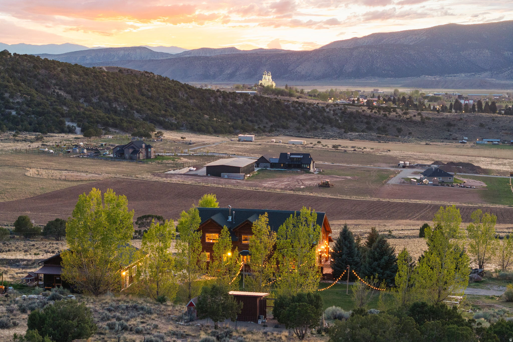 SUNSET VIEW - Residential