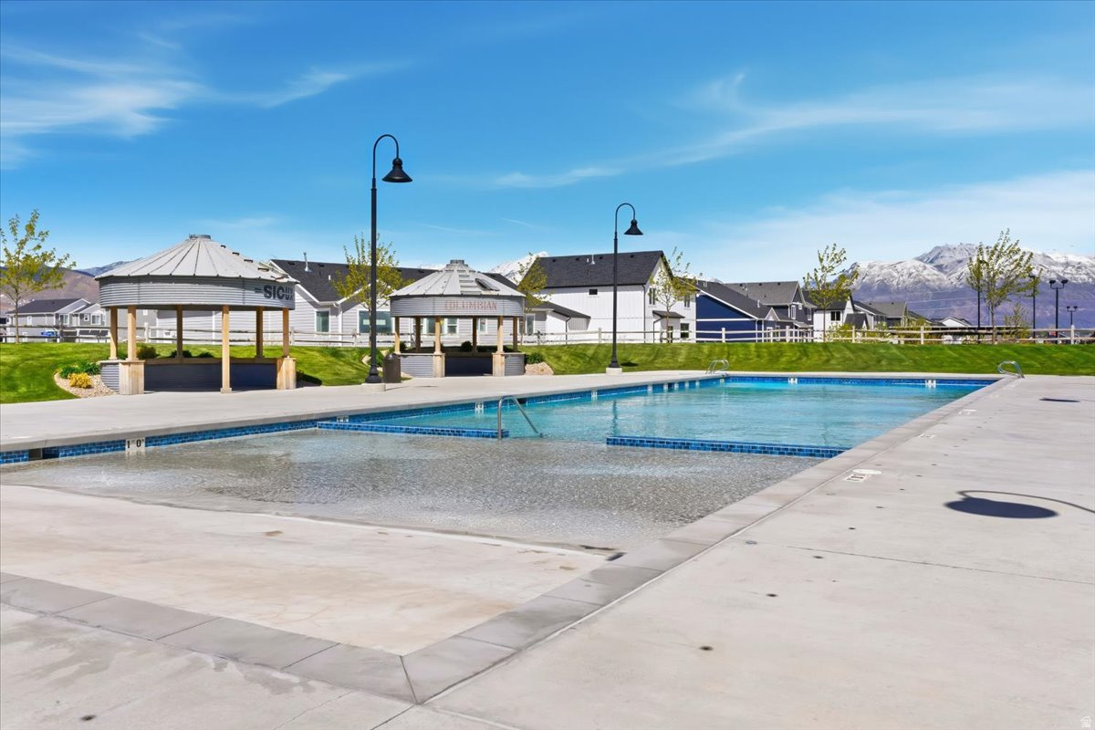 COLD SPRING RANCH - Residential