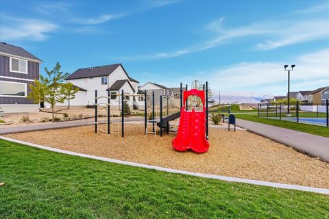 Tiny photo for 3785 W COLD POND AVE, Lehi, UT 84043 (MLS # 2142574)
