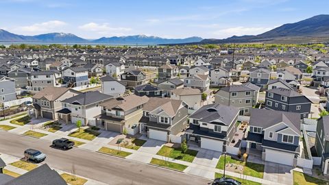 Tiny photo for 87 E MEANDERING WAY, Saratoga Springs, UT 84045 (MLS # 2150329)