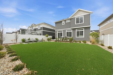 Tiny photo for 87 E MEANDERING WAY, Saratoga Springs, UT 84045 (MLS # 2150329)