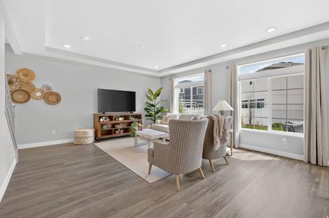 Tiny photo for 87 E MEANDERING WAY, Saratoga Springs, UT 84045 (MLS # 2150329)