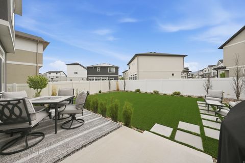 Tiny photo for 87 E MEANDERING WAY, Saratoga Springs, UT 84045 (MLS # 2150329)