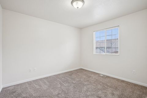 Tiny photo for 1568 DAWSON LN, Tooele, UT 84074 (MLS # 2120486)
