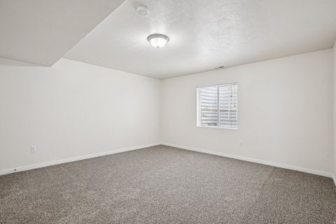 Tiny photo for 1568 DAWSON LN, Tooele, UT 84074 (MLS # 2120486)